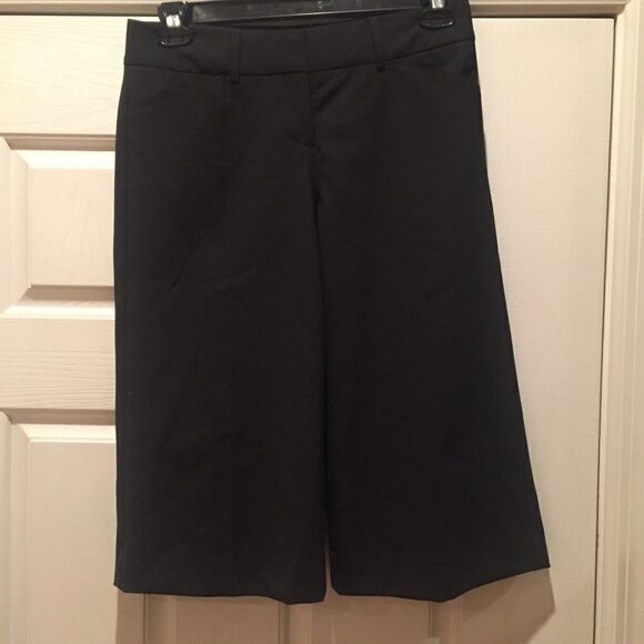 Express Capri Pants  - Picture 1 of 5